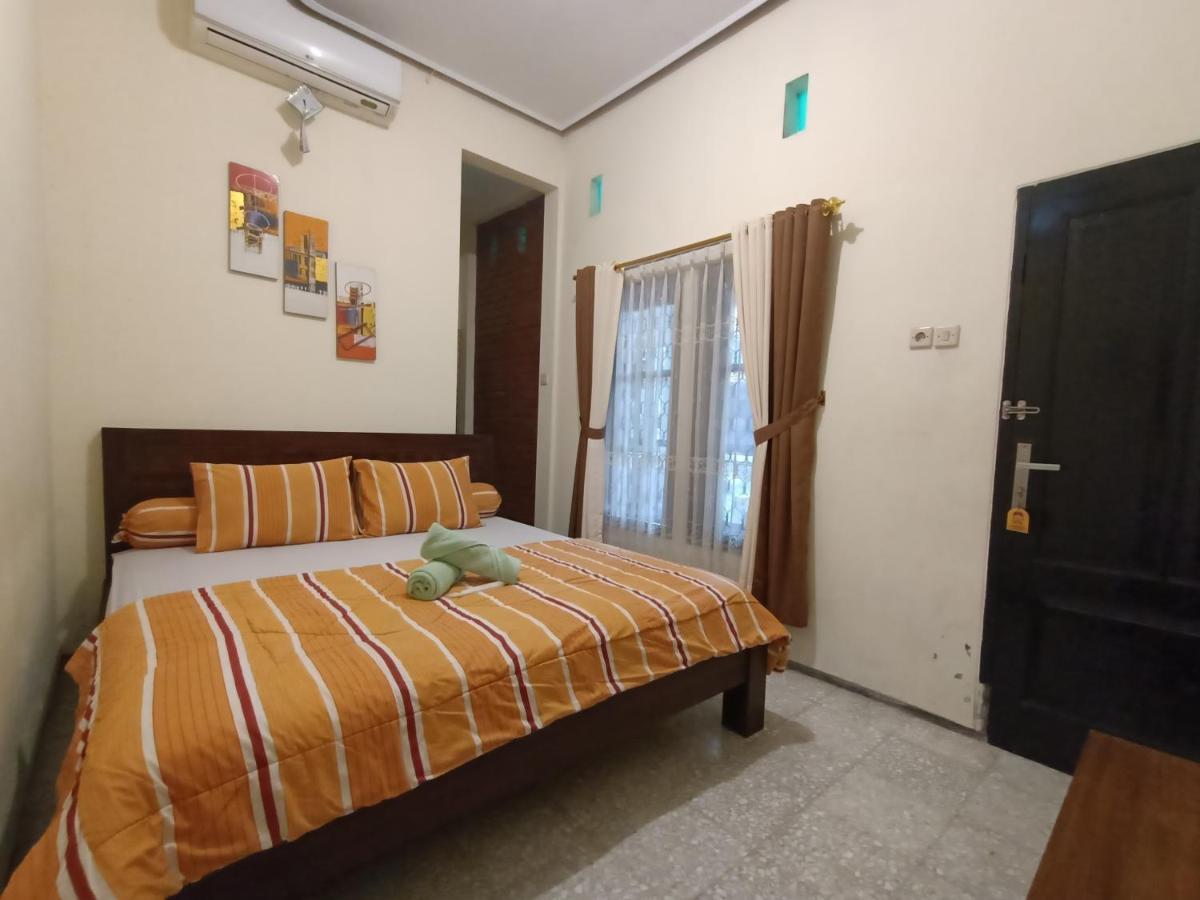 Rumah Kami Guest House Yogyakarta Exterior photo